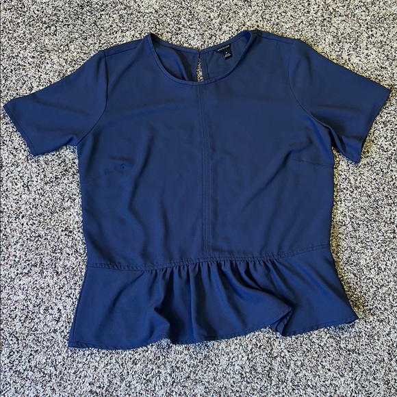 Ann Taylor Peplum Top - Picture 2 of 7